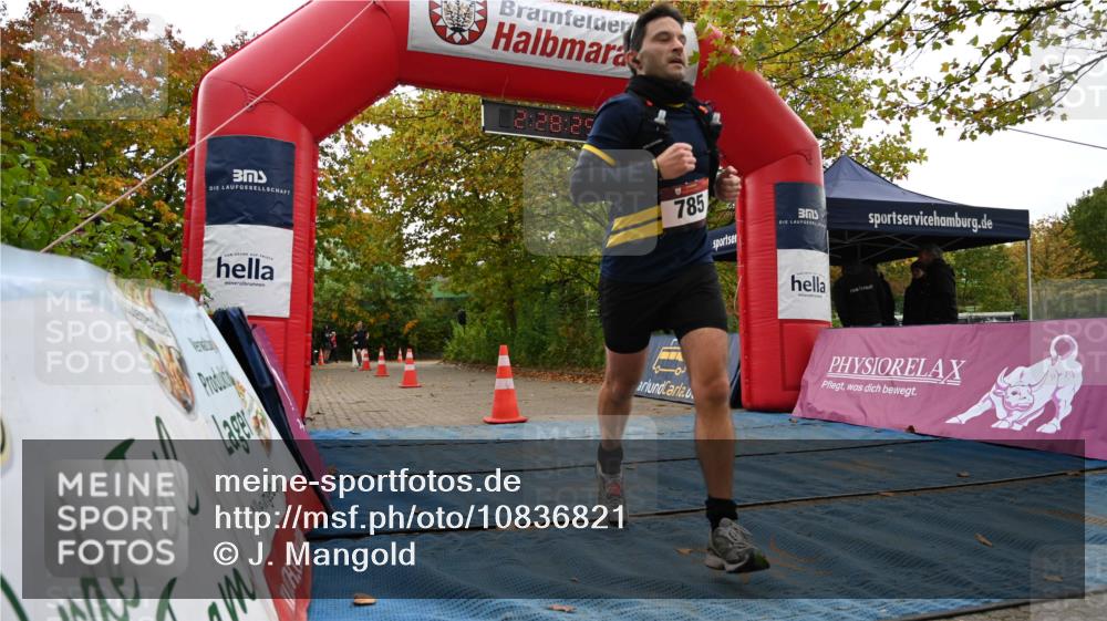 11.10.2026 - Bramfelder Halbmarathon 2026 J. Mangold http://msf.ph/oto/10836821 11.10.2026 11:58:28 Laufen 42, 785 meine-sportfotos.de