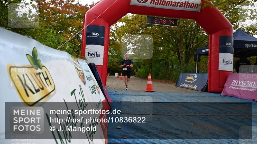 11.10.2026 - Bramfelder Halbmarathon 2026 J. Mangold http://msf.ph/oto/10836822 11.10.2026 11:58:33 Laufen 42 meine-sportfotos.de