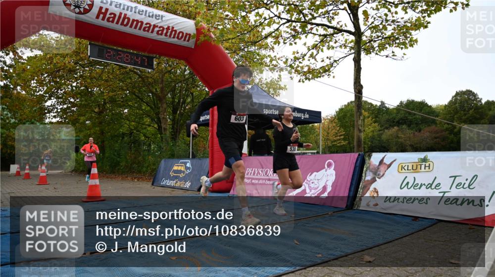 11.10.2026 - Bramfelder Halbmarathon 2026 J. Mangold http://msf.ph/oto/10836839 11.10.2026 11:58:46 Laufen 538, 603, 655, 786 meine-sportfotos.de
