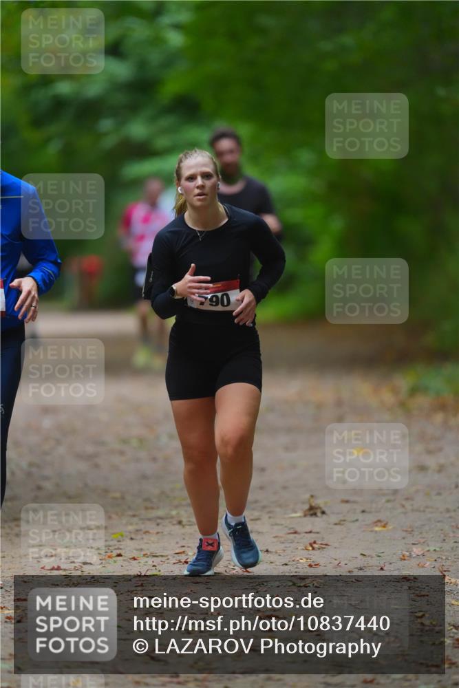 11.10.2026 - Bramfelder Halbmarathon 2026 LAZAROV Photography http://msf.ph/oto/10837440 11.10.2026 11:50:44 Laufen 90 meine-sportfotos.de