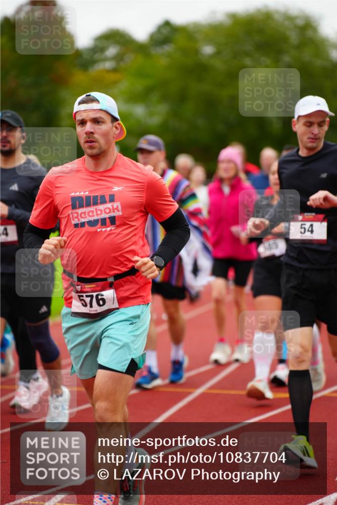 11.10.2026 - Bramfelder Halbmarathon 2026 LAZAROV Photography http://msf.ph/oto/10837704 11.10.2026 09:34:32 Laufen 4, 4444, 576, 3419, 54 meine-sportfotos.de