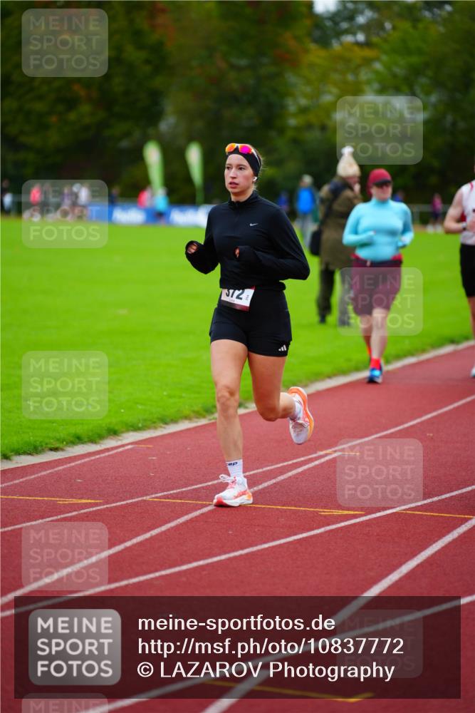 11.10.2026 - Bramfelder Halbmarathon 2026 LAZAROV Photography http://msf.ph/oto/10837772 11.10.2026 09:34:53 Laufen 72 meine-sportfotos.de