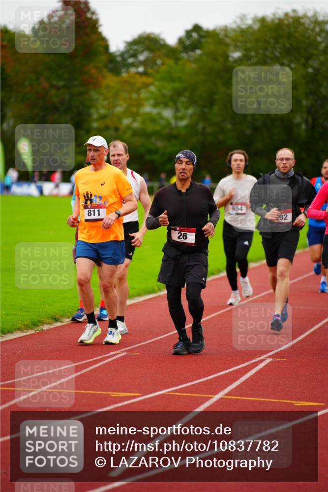 11.10.2026 - Bramfelder Halbmarathon 2026 LAZAROV Photography http://msf.ph/oto/10837782 11.10.2026 09:34:55 Laufen 811, 26, 654, 292 meine-sportfotos.de