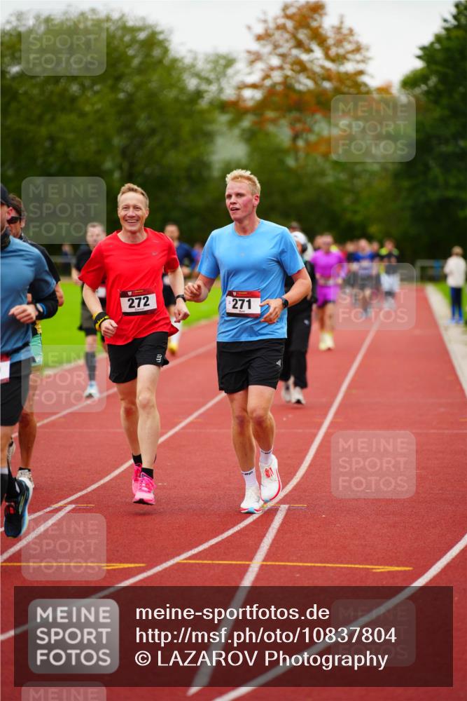 11.10.2026 - Bramfelder Halbmarathon 2026 LAZAROV Photography http://msf.ph/oto/10837804 11.10.2026 09:34:59 Laufen 272, 271 meine-sportfotos.de