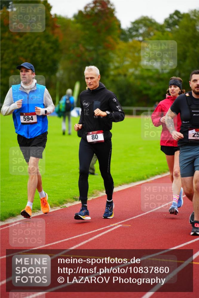 11.10.2026 - Bramfelder Halbmarathon 2026 LAZAROV Photography http://msf.ph/oto/10837860 11.10.2026 09:35:14 Laufen 594, 16, 80, 25 meine-sportfotos.de