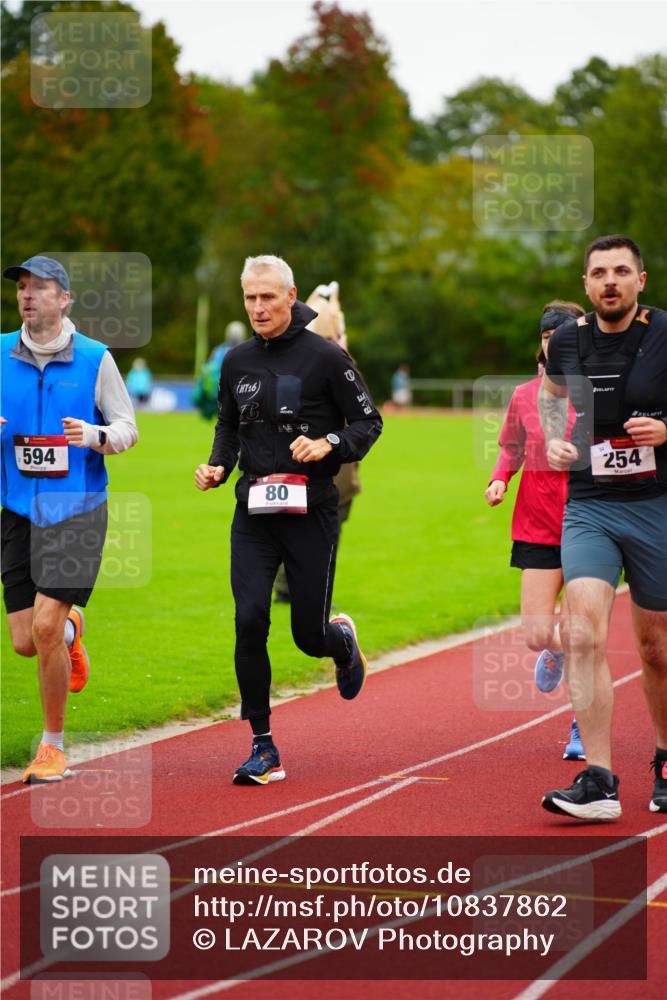 11.10.2026 - Bramfelder Halbmarathon 2026 LAZAROV Photography http://msf.ph/oto/10837862 11.10.2026 09:35:15 Laufen 16, 594, 80, 254 meine-sportfotos.de