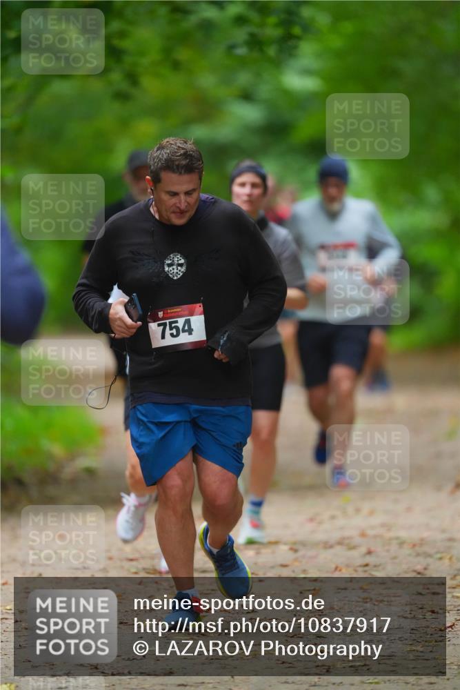 11.10.2026 - Bramfelder Halbmarathon 2026 LAZAROV Photography http://msf.ph/oto/10837917 11.10.2026 11:58:47 Laufen 754 meine-sportfotos.de