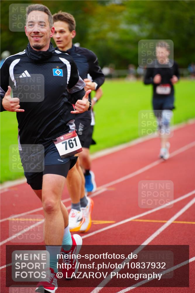 11.10.2026 - Bramfelder Halbmarathon 2026 LAZAROV Photography http://msf.ph/oto/10837932 11.10.2026 09:35:29 Laufen 761 meine-sportfotos.de