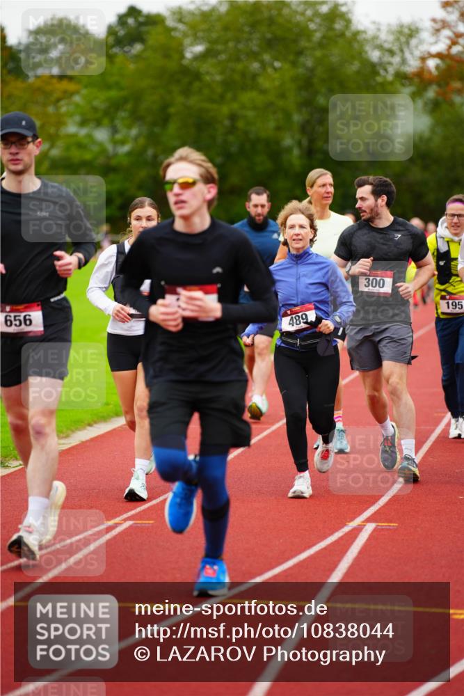 11.10.2026 - Bramfelder Halbmarathon 2026 LAZAROV Photography http://msf.ph/oto/10838044 11.10.2026 09:35:56 Laufen 656, 489, 300, 195 meine-sportfotos.de