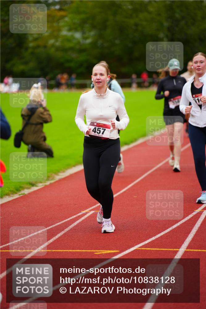 11.10.2026 - Bramfelder Halbmarathon 2026 LAZAROV Photography http://msf.ph/oto/10838128 11.10.2026 09:36:18 Laufen 457, 616 meine-sportfotos.de