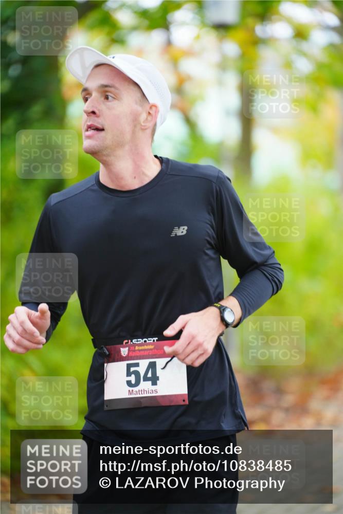 11.10.2026 - Bramfelder Halbmarathon 2026 LAZAROV Photography http://msf.ph/oto/10838485 11.10.2026 09:58:15 Laufen 35, 54 meine-sportfotos.de