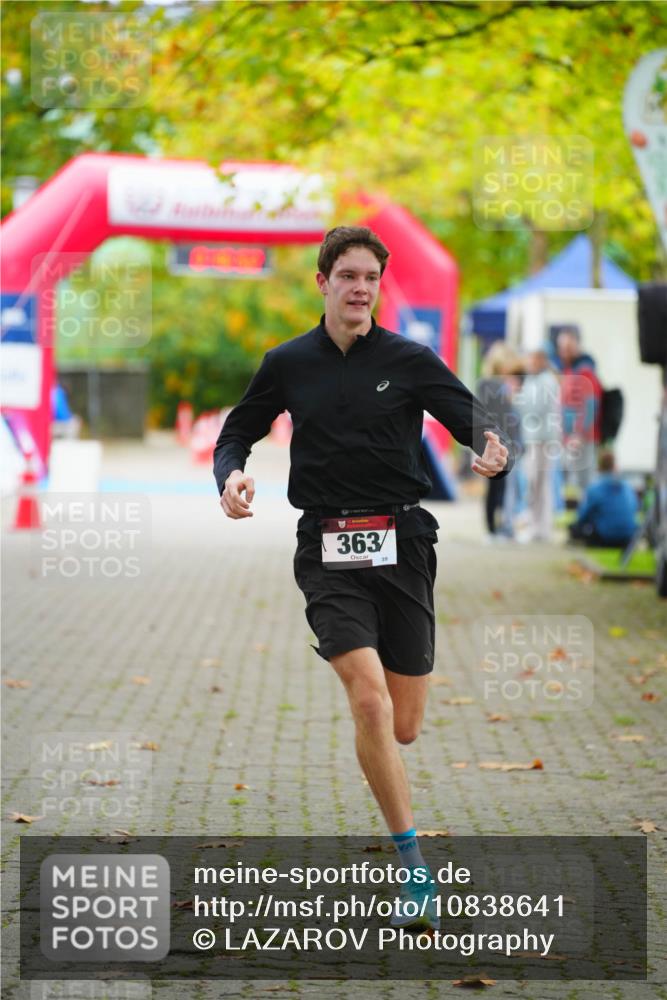 11.10.2026 - Bramfelder Halbmarathon 2026 LAZAROV Photography http://msf.ph/oto/10838641 11.10.2026 10:16:51 Laufen 363, 39 meine-sportfotos.de