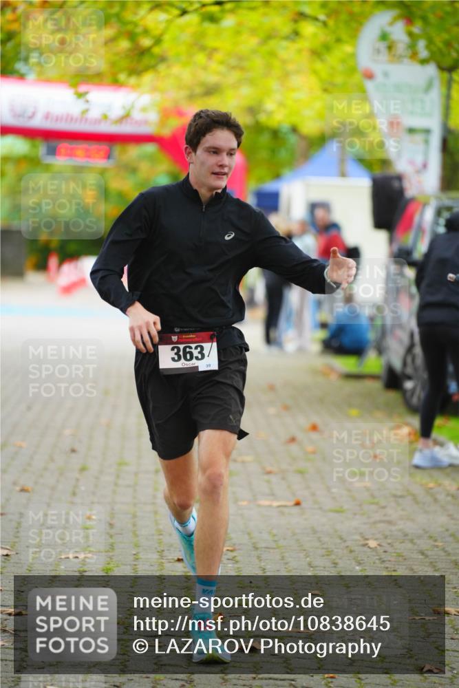 11.10.2026 - Bramfelder Halbmarathon 2026 LAZAROV Photography http://msf.ph/oto/10838645 11.10.2026 10:16:51 Laufen 363, 39 meine-sportfotos.de