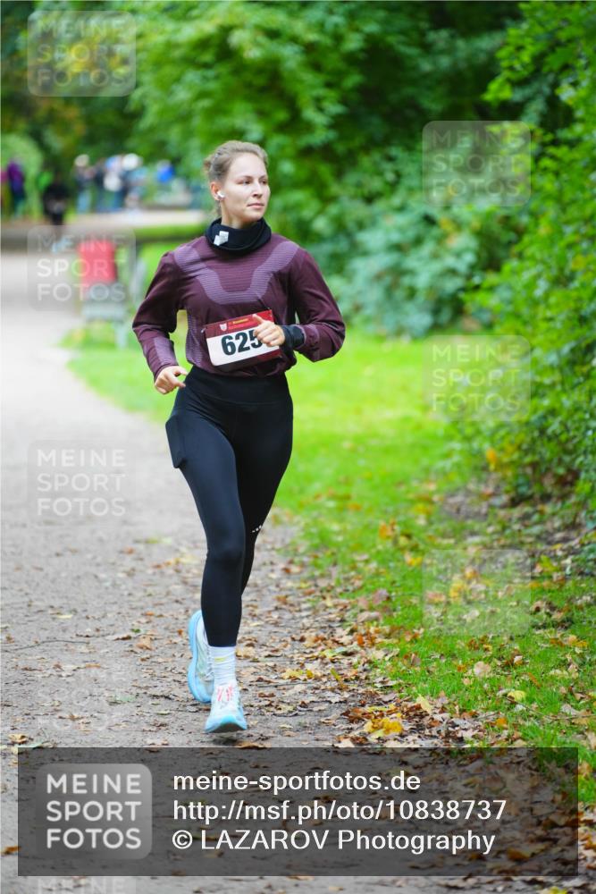 11.10.2026 - Bramfelder Halbmarathon 2026 LAZAROV Photography http://msf.ph/oto/10838737 11.10.2026 10:38:40 Laufen 625 meine-sportfotos.de