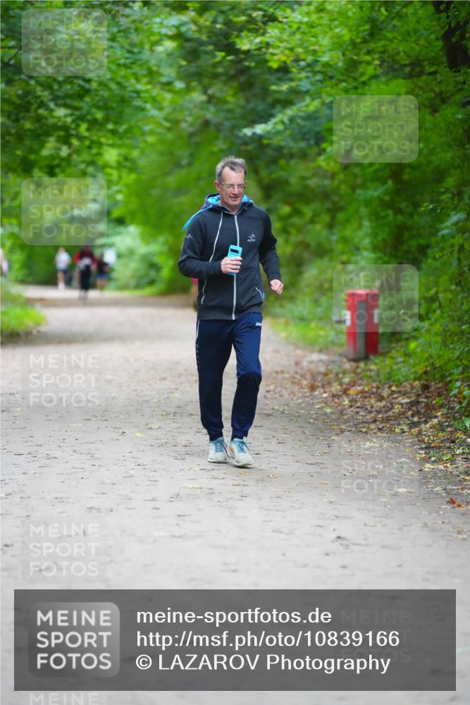 11.10.2026 - Bramfelder Halbmarathon 2026 LAZAROV Photography http://msf.ph/oto/10839166 11.10.2026 11:43:30 Laufen  meine-sportfotos.de