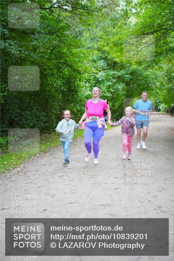 11.10.2026 - Bramfelder Halbmarathon 2026 LAZAROV Photography http://msf.ph/oto/10839201 11.10.2026 11:48:42 Laufen 609, 719 meine-sportfotos.de