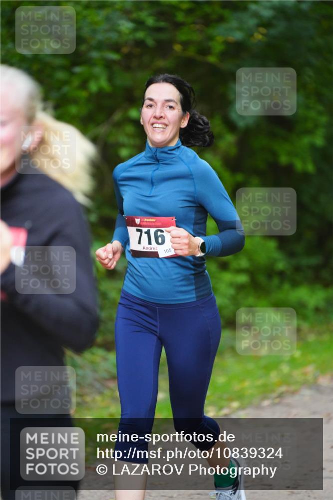 11.10.2026 - Bramfelder Halbmarathon 2026 LAZAROV Photography http://msf.ph/oto/10839324 11.10.2026 11:55:01 Laufen 716, 105 meine-sportfotos.de