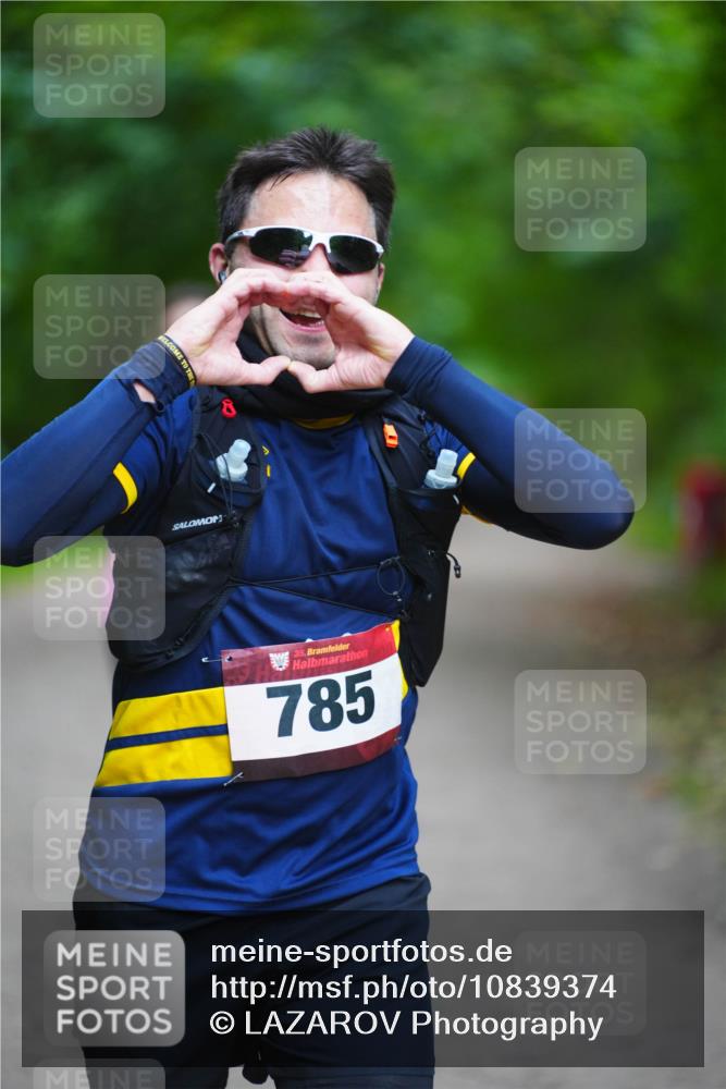 11.10.2026 - Bramfelder Halbmarathon 2026 LAZAROV Photography http://msf.ph/oto/10839374 11.10.2026 11:56:29 Laufen 35, 785 meine-sportfotos.de