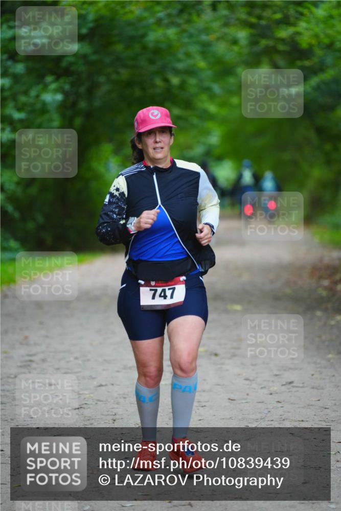 11.10.2026 - Bramfelder Halbmarathon 2026 LAZAROV Photography http://msf.ph/oto/10839439 11.10.2026 11:57:19 Laufen 747 meine-sportfotos.de
