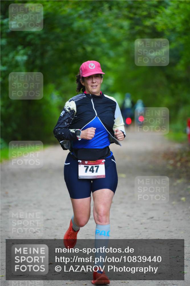 11.10.2026 - Bramfelder Halbmarathon 2026 LAZAROV Photography http://msf.ph/oto/10839440 11.10.2026 11:57:20 Laufen 747 meine-sportfotos.de