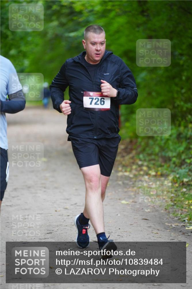 11.10.2026 - Bramfelder Halbmarathon 2026 LAZAROV Photography http://msf.ph/oto/10839484 11.10.2026 11:57:50 Laufen 726 meine-sportfotos.de