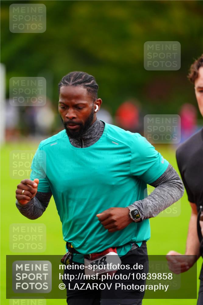 11.10.2026 - Bramfelder Halbmarathon 2026 LAZAROV Photography http://msf.ph/oto/10839858 11.10.2026 09:30:36 Laufen 38 meine-sportfotos.de