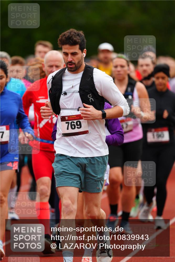 11.10.2026 - Bramfelder Halbmarathon 2026 LAZAROV Photography http://msf.ph/oto/10839943 11.10.2026 09:31:16 Laufen 7, 35, 769, 188 meine-sportfotos.de