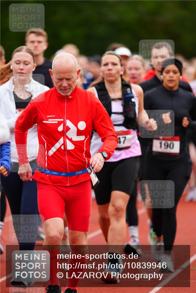 11.10.2026 - Bramfelder Halbmarathon 2026 LAZAROV Photography http://msf.ph/oto/10839946 11.10.2026 09:31:17 Laufen 17, 190 meine-sportfotos.de