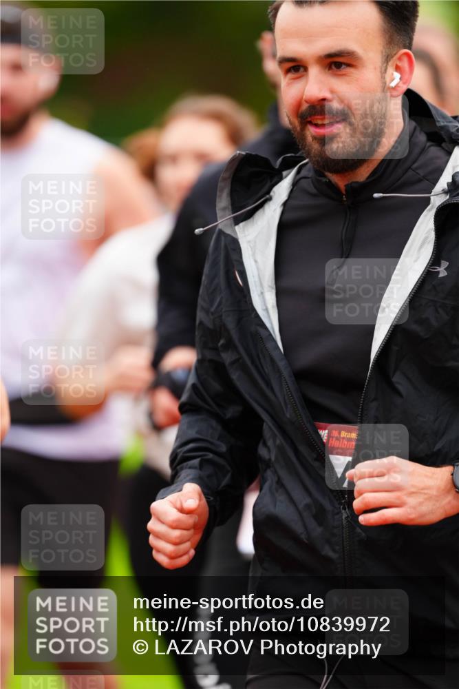 11.10.2026 - Bramfelder Halbmarathon 2026 LAZAROV Photography http://msf.ph/oto/10839972 11.10.2026 09:31:33 Laufen 35 meine-sportfotos.de