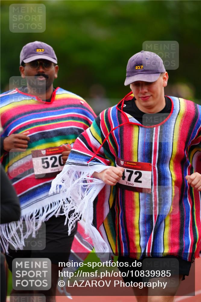 11.10.2026 - Bramfelder Halbmarathon 2026 LAZAROV Photography http://msf.ph/oto/10839985 11.10.2026 09:31:40 Laufen 217, 217, 520, 35, 172 meine-sportfotos.de