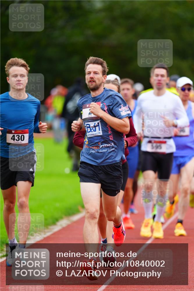11.10.2026 - Bramfelder Halbmarathon 2026 LAZAROV Photography http://msf.ph/oto/10840002 11.10.2026 09:32:03 Laufen 430, 22, 595 meine-sportfotos.de