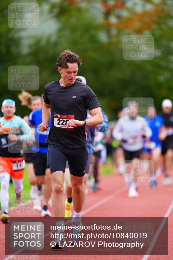11.10.2026 - Bramfelder Halbmarathon 2026 LAZAROV Photography http://msf.ph/oto/10840019 11.10.2026 09:32:16 Laufen 14, 228 meine-sportfotos.de