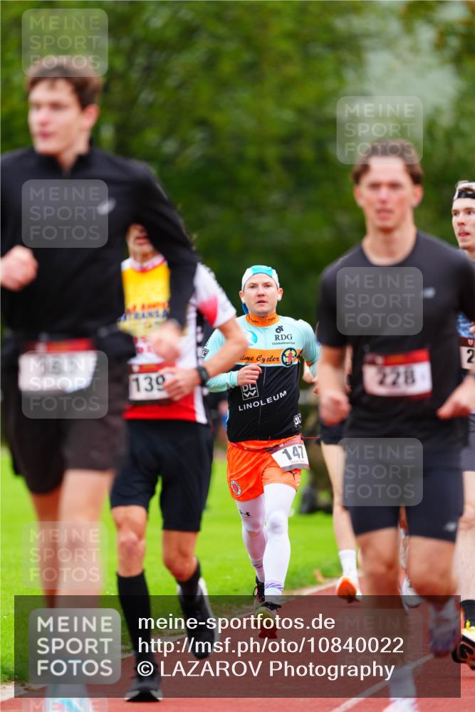 11.10.2026 - Bramfelder Halbmarathon 2026 LAZAROV Photography http://msf.ph/oto/10840022 11.10.2026 09:32:17 Laufen 363, 139, 147, 228, 2 meine-sportfotos.de
