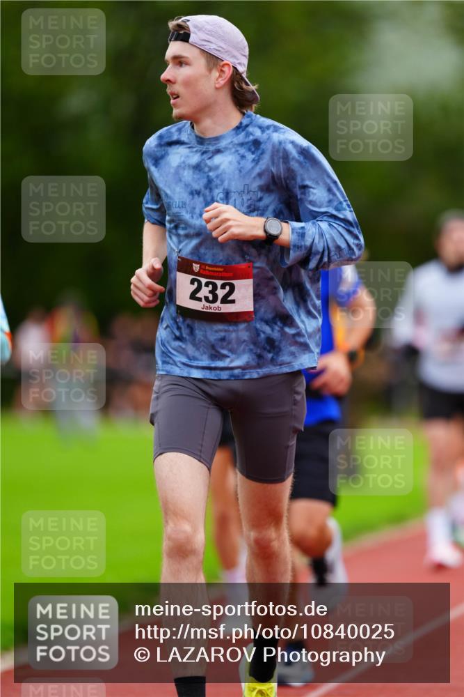 11.10.2026 - Bramfelder Halbmarathon 2026 LAZAROV Photography http://msf.ph/oto/10840025 11.10.2026 09:32:20 Laufen 35, 232 meine-sportfotos.de