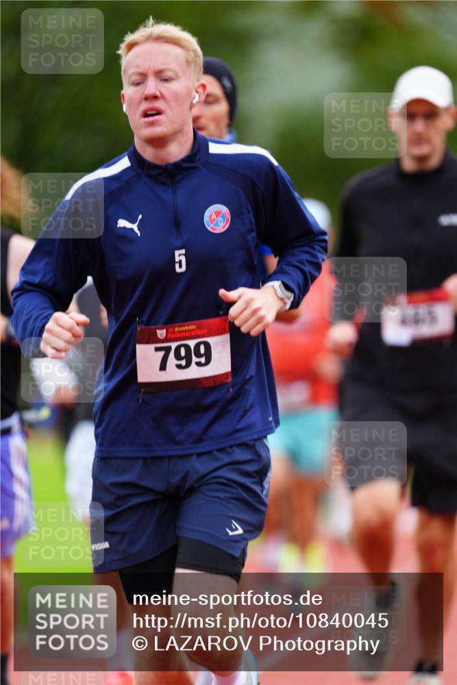 11.10.2026 - Bramfelder Halbmarathon 2026 LAZAROV Photography http://msf.ph/oto/10840045 11.10.2026 09:32:28 Laufen 5, 38, 799 meine-sportfotos.de