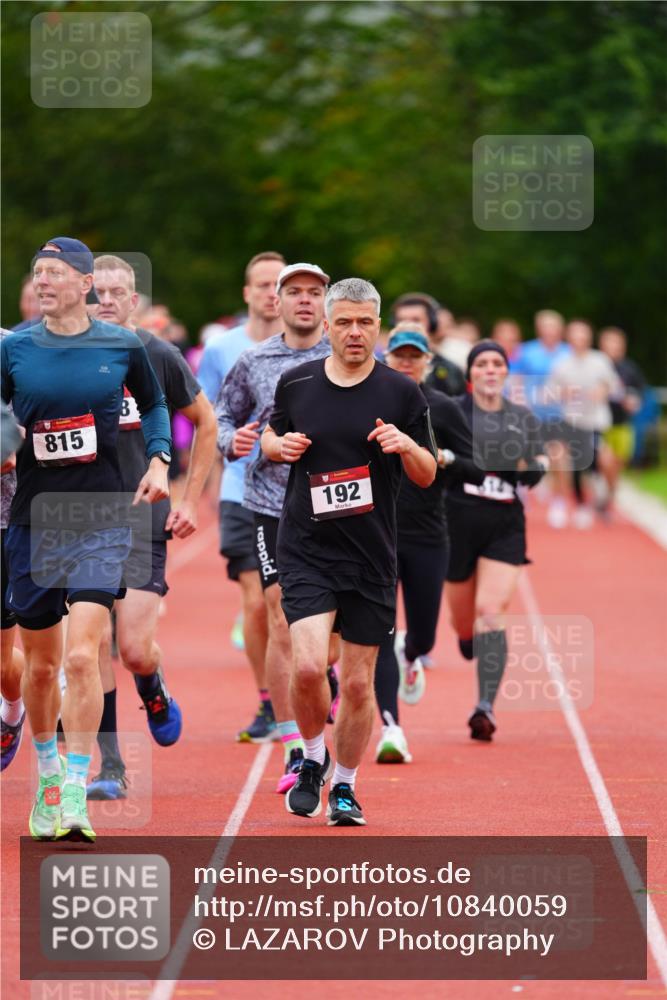 11.10.2026 - Bramfelder Halbmarathon 2026 LAZAROV Photography http://msf.ph/oto/10840059 11.10.2026 09:32:40 Laufen 815, 192 meine-sportfotos.de