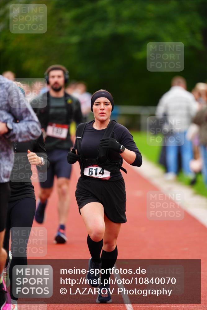 11.10.2026 - Bramfelder Halbmarathon 2026 LAZAROV Photography http://msf.ph/oto/10840070 11.10.2026 09:32:45 Laufen 614 meine-sportfotos.de