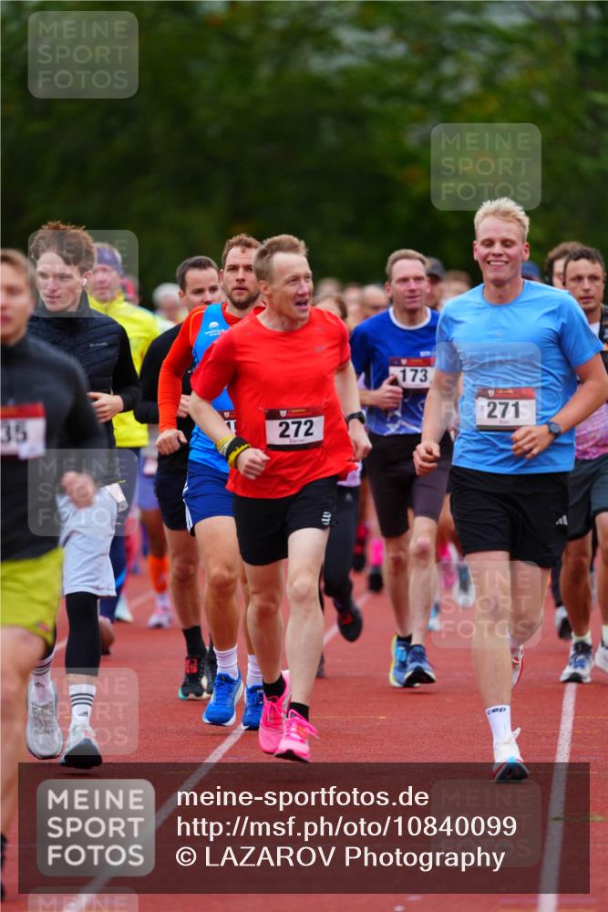 11.10.2026 - Bramfelder Halbmarathon 2026 LAZAROV Photography http://msf.ph/oto/10840099 11.10.2026 09:32:59 Laufen 35, 272, 173, 271 meine-sportfotos.de