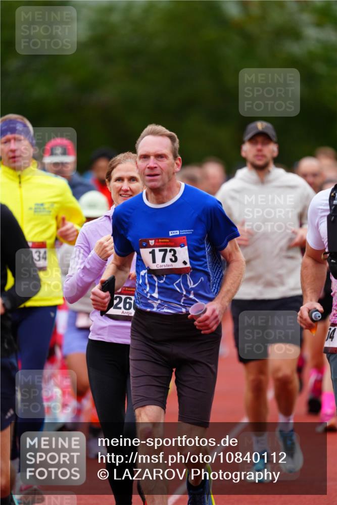 11.10.2026 - Bramfelder Halbmarathon 2026 LAZAROV Photography http://msf.ph/oto/10840112 11.10.2026 09:33:05 Laufen 34, 173, 25, 26, 14 meine-sportfotos.de