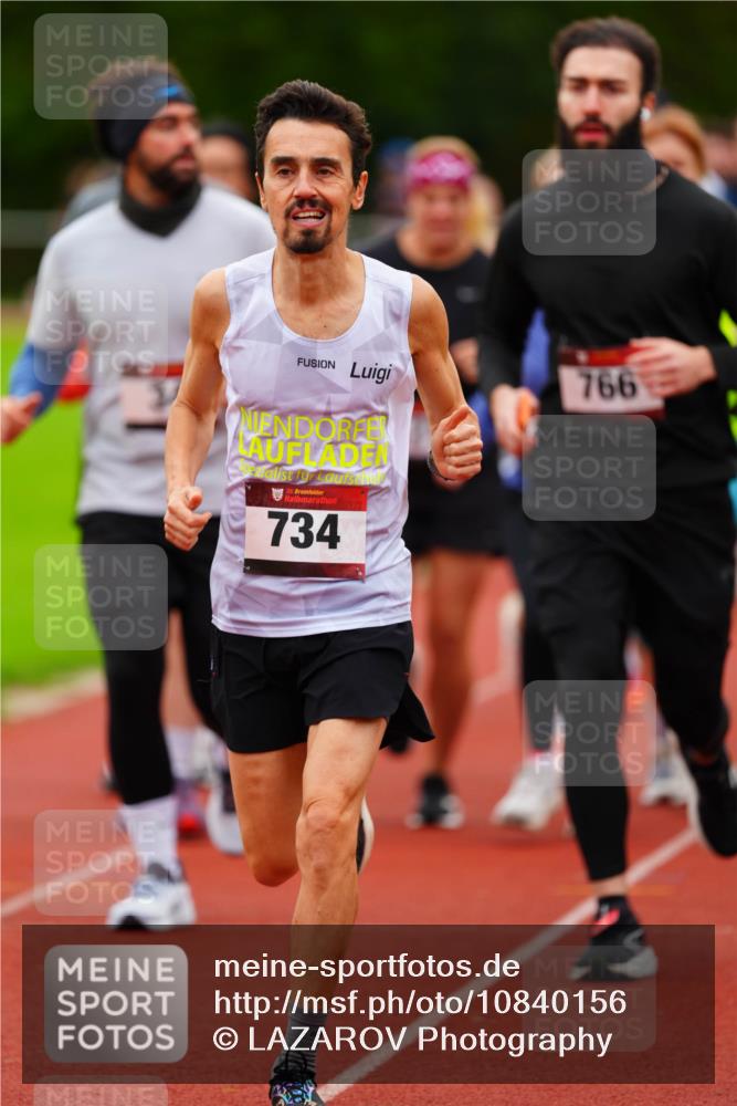 11.10.2026 - Bramfelder Halbmarathon 2026 LAZAROV Photography http://msf.ph/oto/10840156 11.10.2026 09:33:30 Laufen 35, 734, 766 meine-sportfotos.de