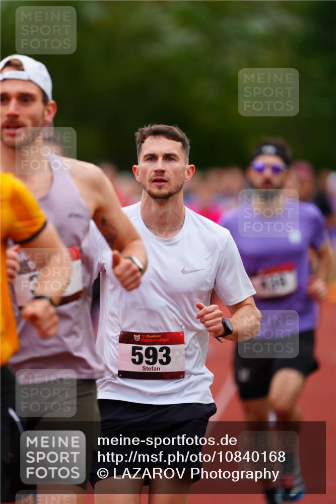11.10.2026 - Bramfelder Halbmarathon 2026 LAZAROV Photography http://msf.ph/oto/10840168 11.10.2026 09:33:35 Laufen 35, 593 meine-sportfotos.de