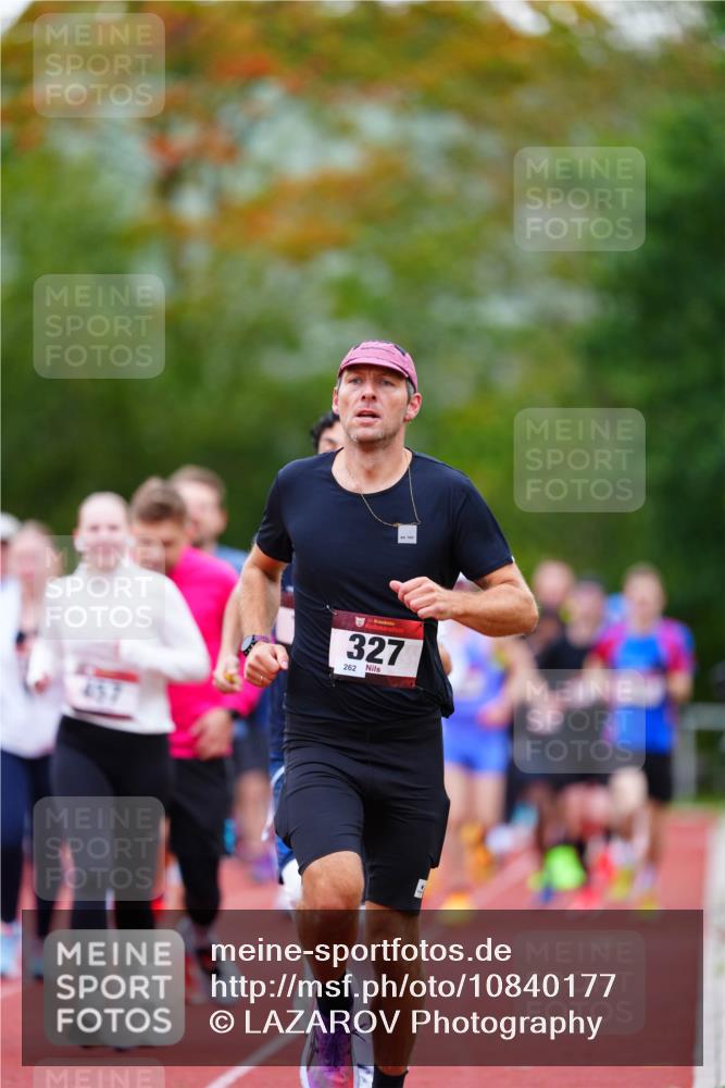 11.10.2026 - Bramfelder Halbmarathon 2026 LAZAROV Photography http://msf.ph/oto/10840177 11.10.2026 09:33:42 Laufen 457, 327, 262 meine-sportfotos.de
