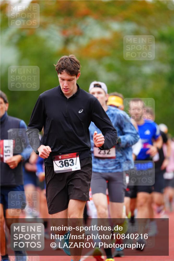 11.10.2026 - Bramfelder Halbmarathon 2026 LAZAROV Photography http://msf.ph/oto/10840216 11.10.2026 09:34:04 Laufen 151, 35, 363, 39, 232 meine-sportfotos.de