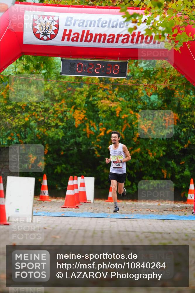 11.10.2026 - Bramfelder Halbmarathon 2026 LAZAROV Photography http://msf.ph/oto/10840264 11.10.2026 09:52:36 Laufen 00, 22, 38, 734 meine-sportfotos.de