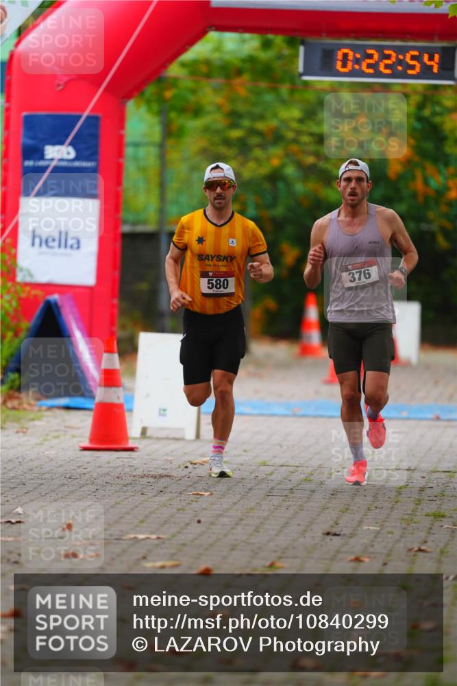11.10.2026 - Bramfelder Halbmarathon 2026 LAZAROV Photography http://msf.ph/oto/10840299 11.10.2026 09:52:52 Laufen 1, 580, 0, 22, 54, 376 meine-sportfotos.de