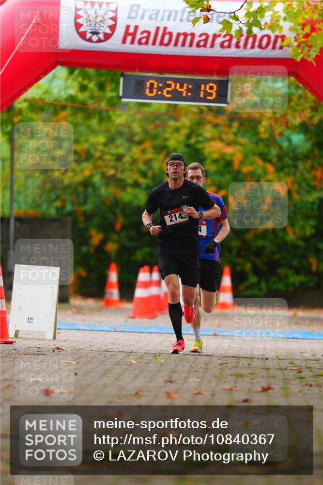11.10.2026 - Bramfelder Halbmarathon 2026 LAZAROV Photography http://msf.ph/oto/10840367 11.10.2026 09:54:17 Laufen 10, 0, 24, 19, 2145 meine-sportfotos.de