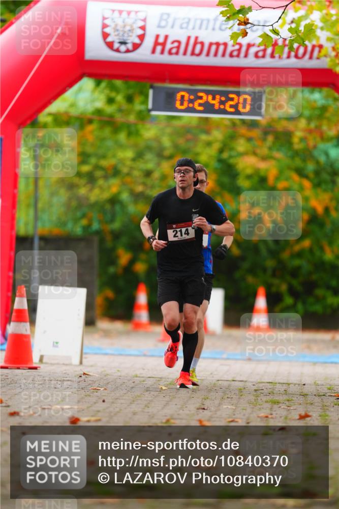 11.10.2026 - Bramfelder Halbmarathon 2026 LAZAROV Photography http://msf.ph/oto/10840370 11.10.2026 09:54:18 Laufen 0, 24, 20, 214 meine-sportfotos.de