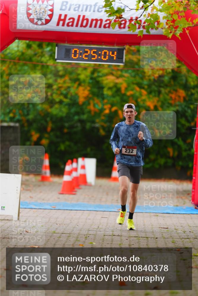 11.10.2026 - Bramfelder Halbmarathon 2026 LAZAROV Photography http://msf.ph/oto/10840378 11.10.2026 09:55:02 Laufen 0, 25, 04, 232 meine-sportfotos.de