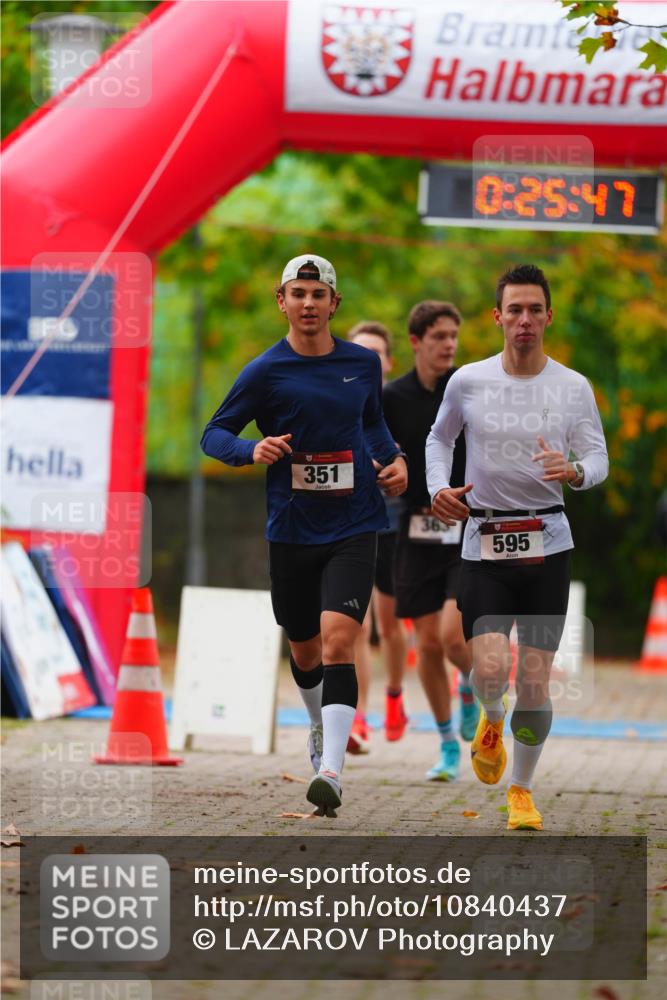 11.10.2026 - Bramfelder Halbmarathon 2026 LAZAROV Photography http://msf.ph/oto/10840437 11.10.2026 09:55:45 Laufen 351, 0, 25, 47, 363, 595 meine-sportfotos.de