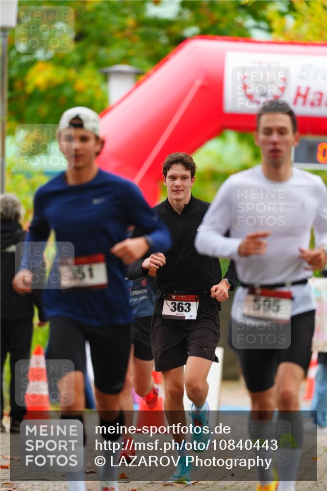 11.10.2026 - Bramfelder Halbmarathon 2026 LAZAROV Photography http://msf.ph/oto/10840443 11.10.2026 09:55:48 Laufen 351, 363, 39, 595 meine-sportfotos.de